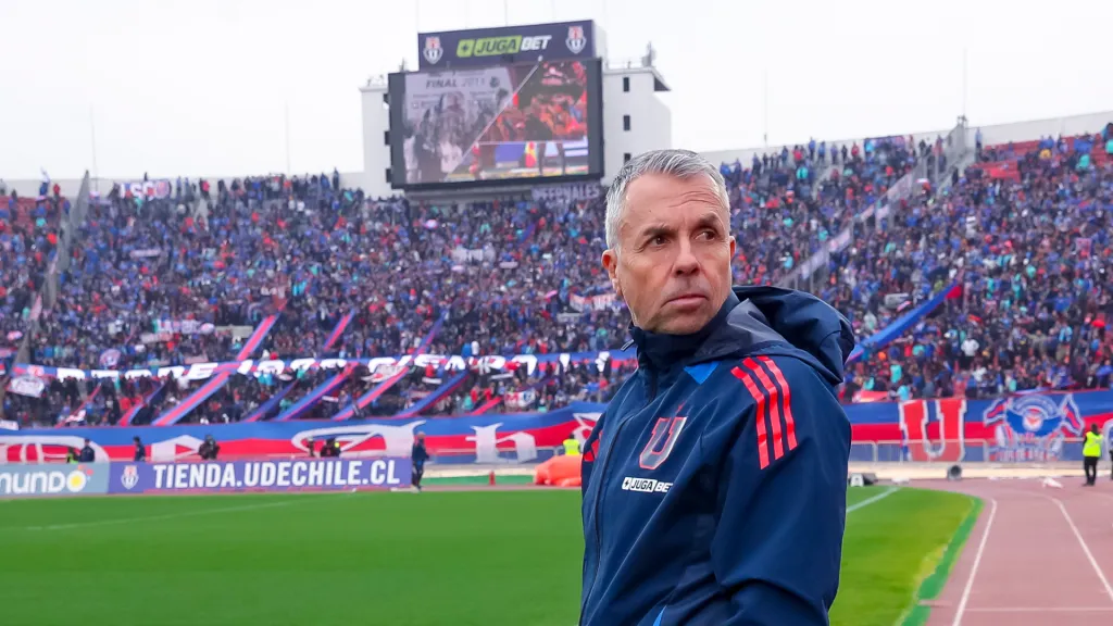 Gustavo Álvarez definió el once titular de Universidad de Chile contra Independiente de Avellaneda.