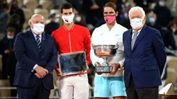 A la derecha, Nicola Pietrangeli, leyenda del tenis italiano (Getty Images).