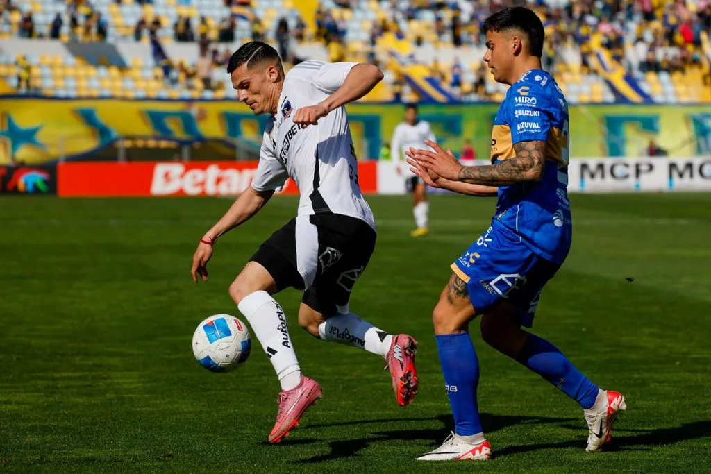 Cepeda podría estar jugando sus últimos partidos en Colo Colo. | Foto: Photosport