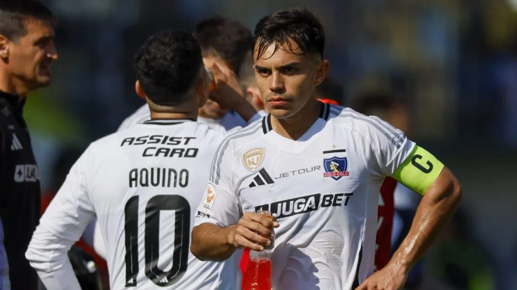 Vicente Pizarro seguiría en Colo Colo pese a los rumores de salida.