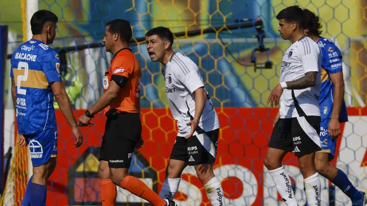 En Colo Colo se siguen sintiendo perjudicados por el arbitraje.