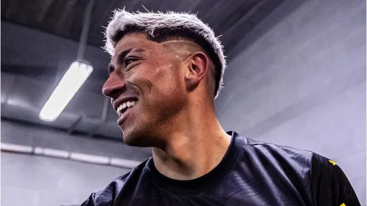 Brayan Cortés vive un gran momento en Peñarol de la mano del técnico Diego Aguirre. Su futuro eso sí, sigue siendo un misterio (Foto: @oficialcap)