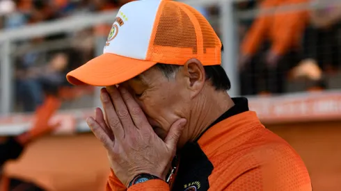 César Bravo analizó el partido tras la derrota contra el Morning y desató la ira de los hinchas loínos (Foto: Photosport)