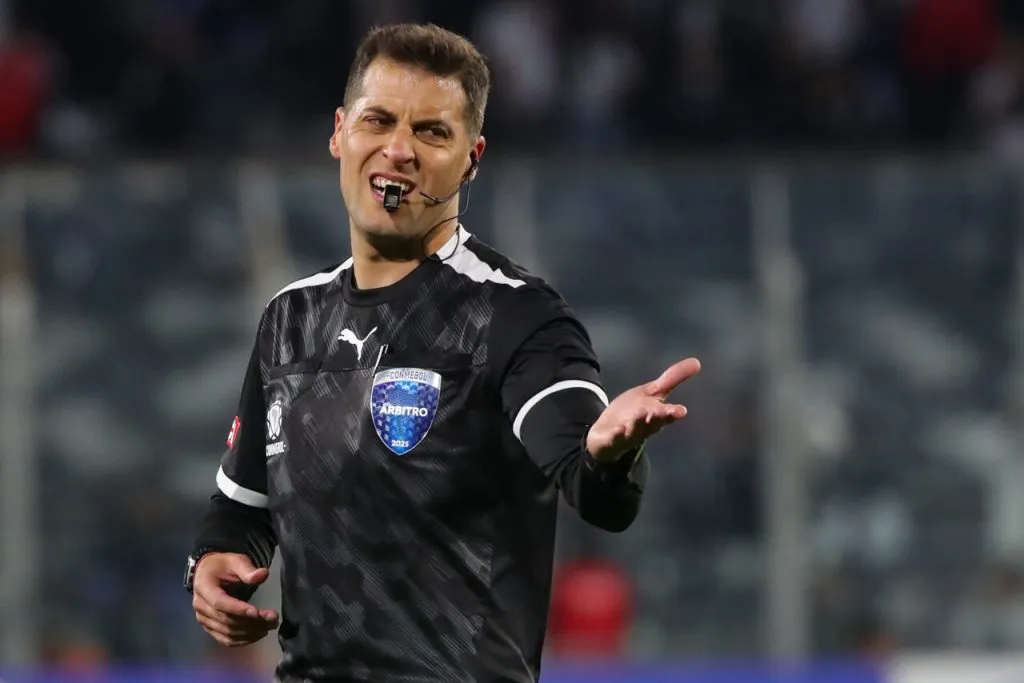Tejera será el juez de este partido | Foto: Photosport