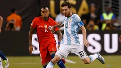 Arturo Vidal rememoró la estrategia de La Roja para frenar a Leo Messi en la Copa América Centenario.