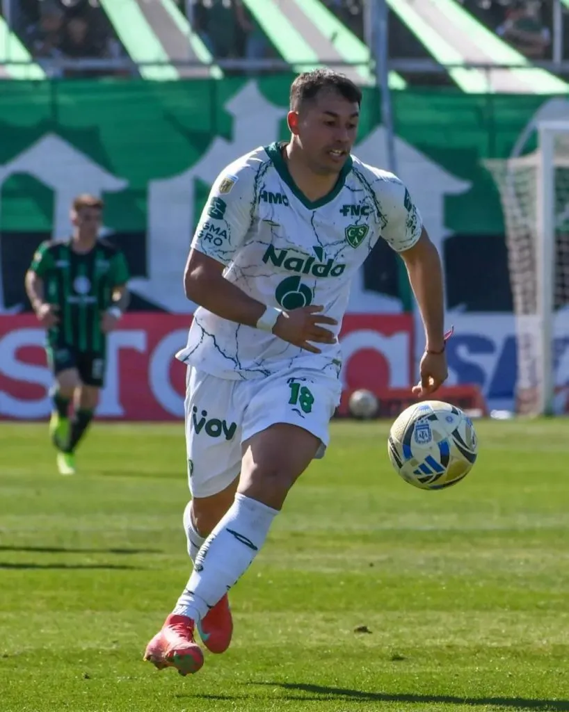 Iván Morales está en su segunda temporada en Sarmiento de Junín.