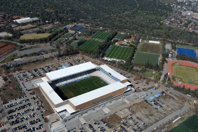 Universidad Católica se prepara para estrenar oficialmente el Claro Arena.