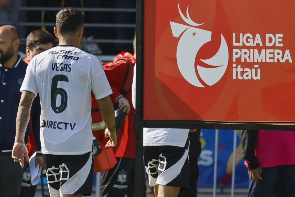 Sebastián Vegas queda suspendido para la visita de Colo Colo a Palestino. (Foto: Andrés Piña/Photosport)