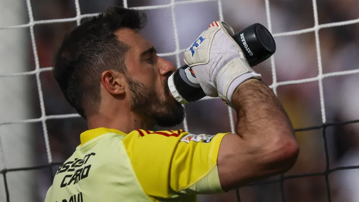 Fernando De Paul se lleva todas las críticas en Colo Colo.