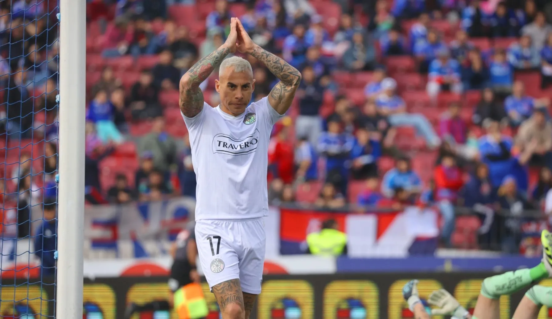 Eduardo Vargas se aleja de Universidad de Chile. (Imagen: Photosport)