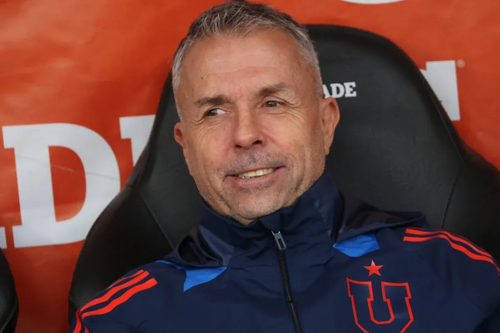 El equipo de Gustavo Álvarez suma seis derrotas en la Liga de Primera 2025 | FOTO: Dragomir Yankovic/Photosport