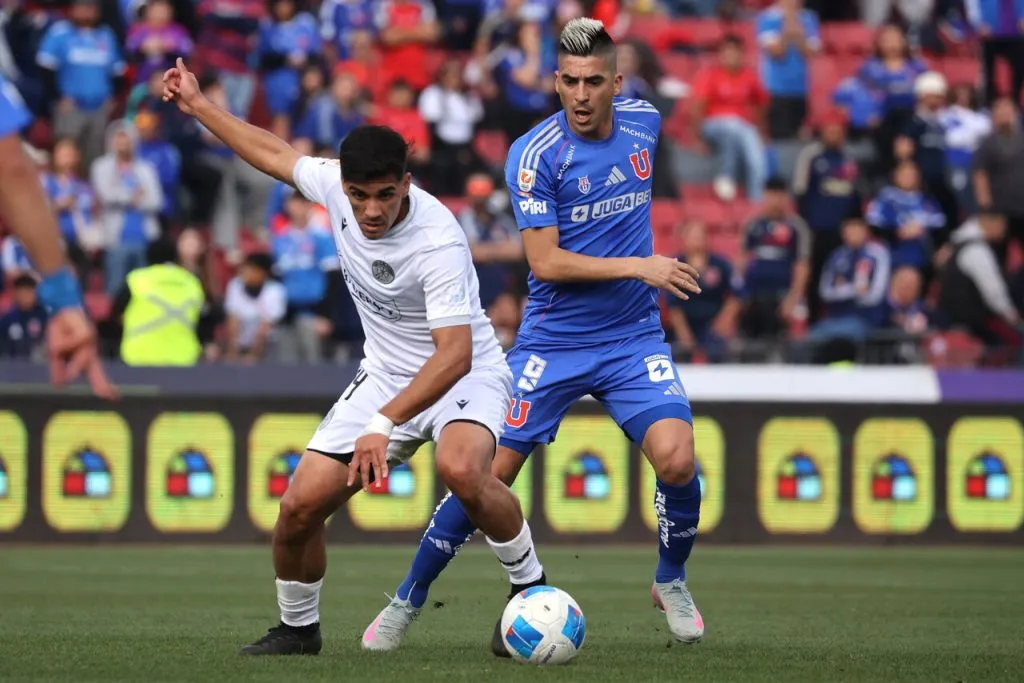 Fernández fue duramente criticado por la parcialidad azul. | Foto: Photosport