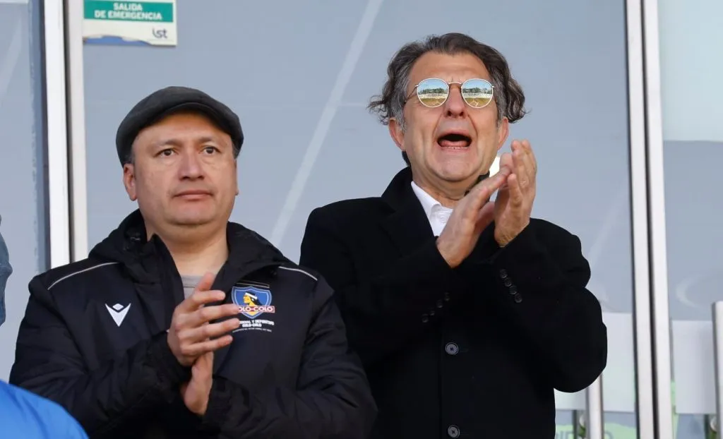 El bloque Mosa y el CSD Colo Colo apuntan contra el bloque Vial por postergar la salida de Jorge Almirón de Colo Colo. (Foto: Photosport)