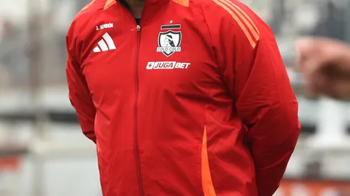 Colo Colo necesita encontrar DT: la partida de Jorge Almirón es inminente.