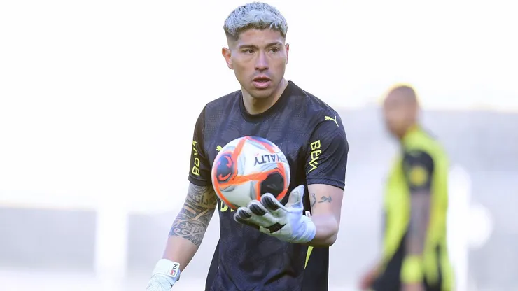 La extraordinaria noticia que recibe Brayan Cortés en Uruguay