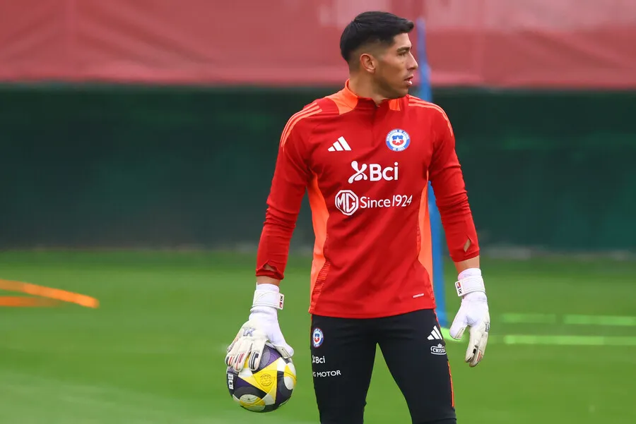 Cortés sigue firme en La Roja | Foto: Photosport