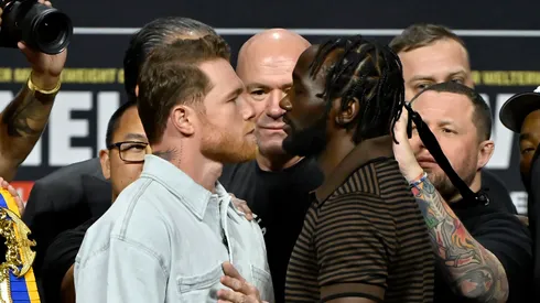 Canelo Álvarez se mide este fin de semana ante Terence Crawford (Photo by David Becker/Getty Images for Netflix)