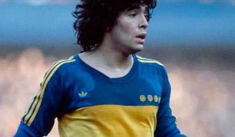 Camiseta de Boca Juniors en 1981 fue escogida como la mejor de la historia del fútbol según una encuesta de la Revista Panenka.