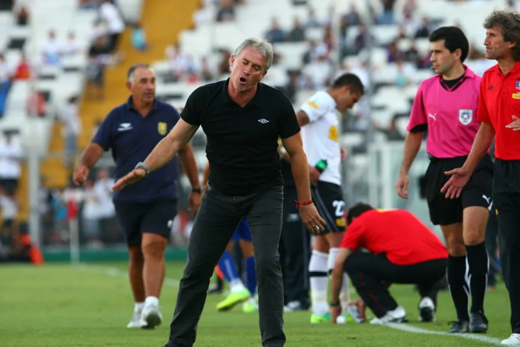 Basay ya sabe lo que es dirigir a Colo Colo. | Foto: Photosport