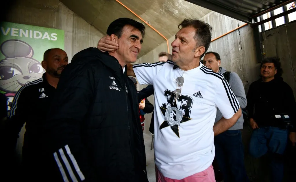 Aníbal Mosa vuelve a coquetear con Gustavo Quinteros.