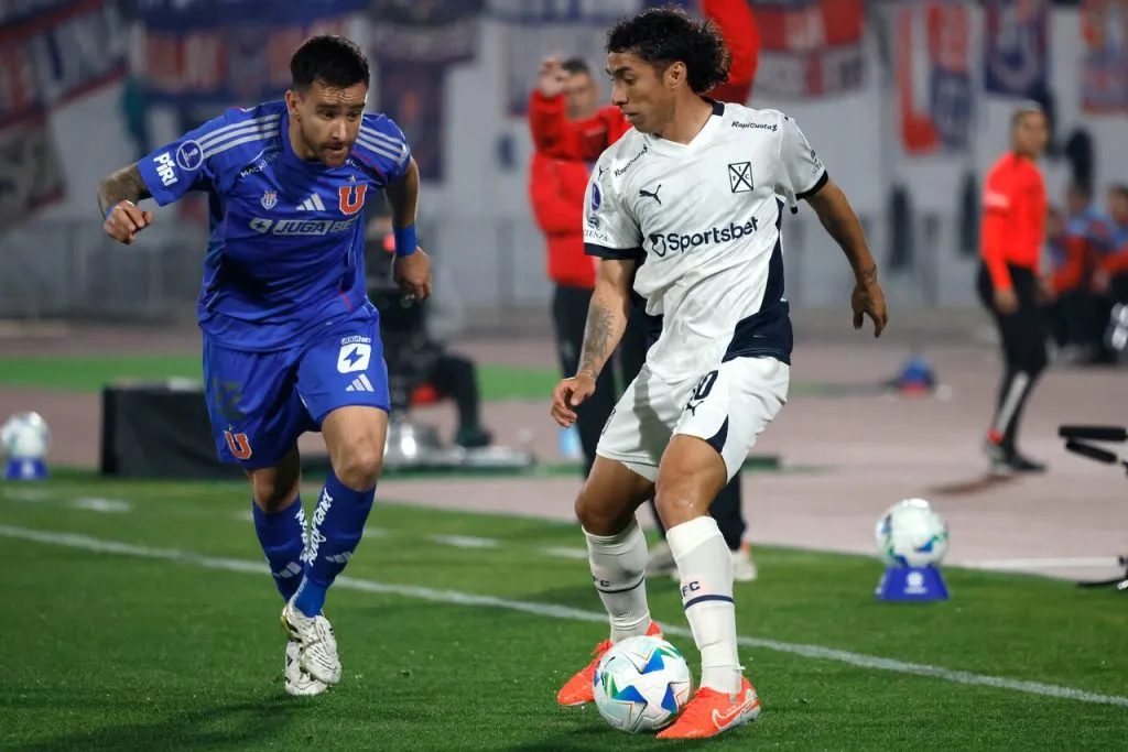 La U enfrenta esta noche a Independiente. | Foto: Photosport