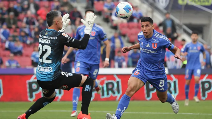 Israel Poblete es baja por lesión en la U (Photosport).