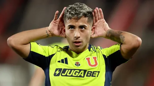 Lucas Assadi sigue a gran nivel en la Universidad de Chile.