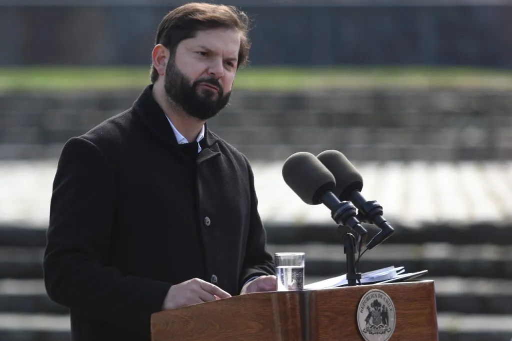 Gabriel Boric anunció nuevas medidas por caótica jornada en Buenos Aires. | Foto: Aton