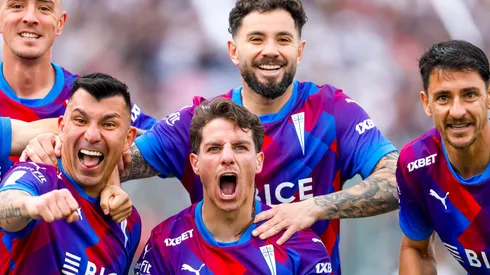 Los jugadores de Universidad Católica, a puro festejo.