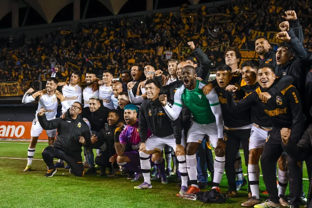 Coquimbo Unido es pura alegría tras su nuevo triunfo | FOTO: Pepe Alvujar/Photosport