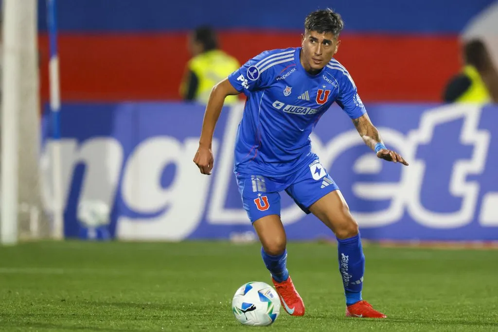 Matías Sepúlveda está en duda para el Superclásico entre Universidad de Chile y Colo Colo. (Créditos: Photosport)