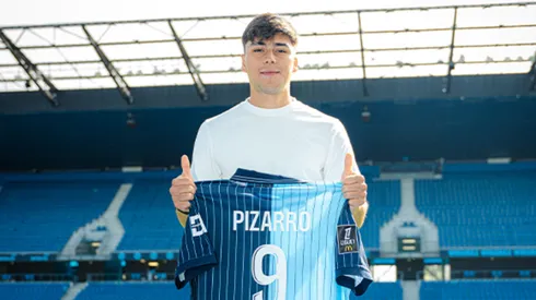 Damián Pizarro no juega aún de titular en Francia y su entrenador explica el por qué.