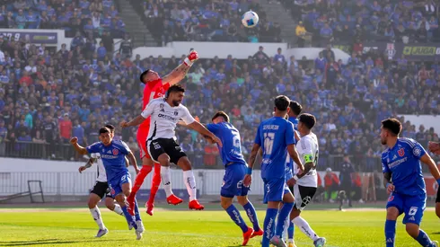 Partido entre Albos y Azules corre riesgo. (Foto: Photosport)