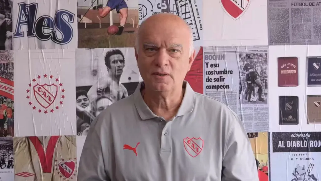 Néstor Grindetti tiene un historial de denuncias en su contra: enfrentará a Universidad de Chile en CONMEBOL.