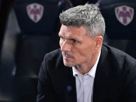 Dirigió a Colo Colo y acusa maniobra del representante en la llegada de Ortiz