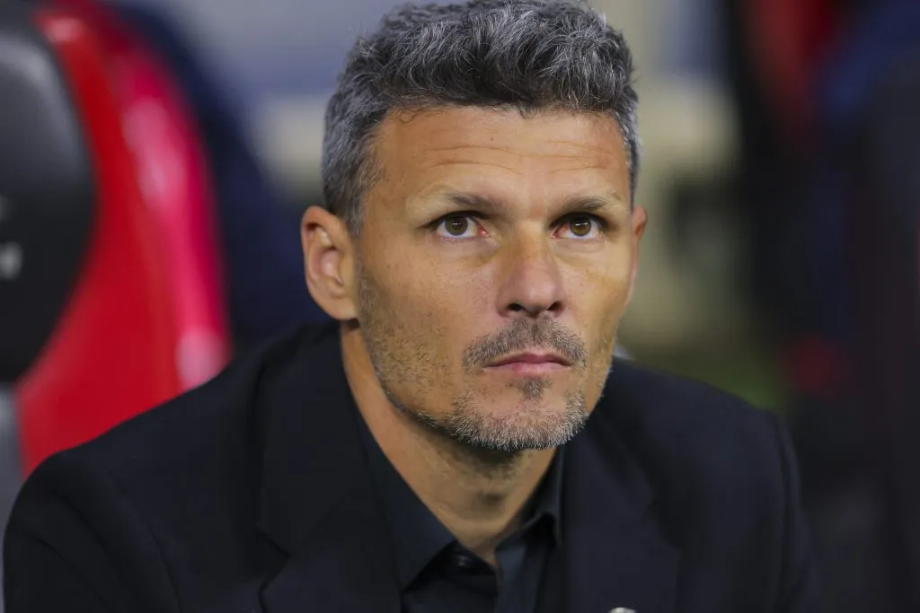 Fernando Ortiz sería el nuevo DT de Colo Colo (Photo by Agustin Cuevas/Getty Images)