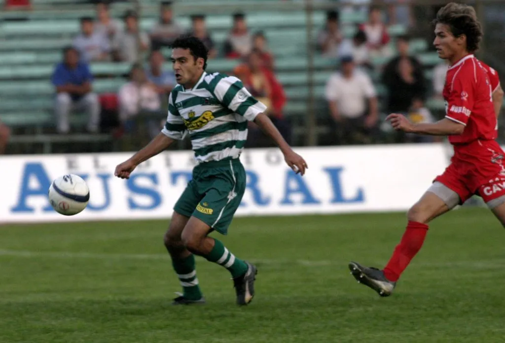 Juan Carlos Madrid vistió la camiseta de Deportes Temuco. Fue su último club en Chile