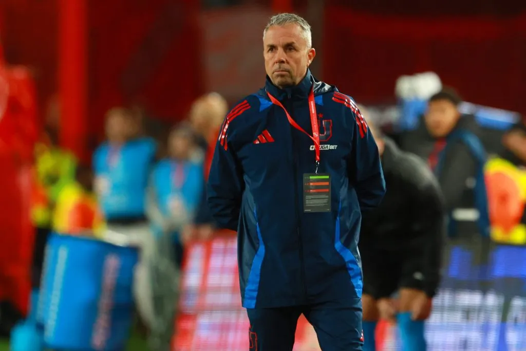 Gustavo Álvarez se refirió, por primera vez, a la pesadilla vivida por Universidad de Chile ante Independiente.