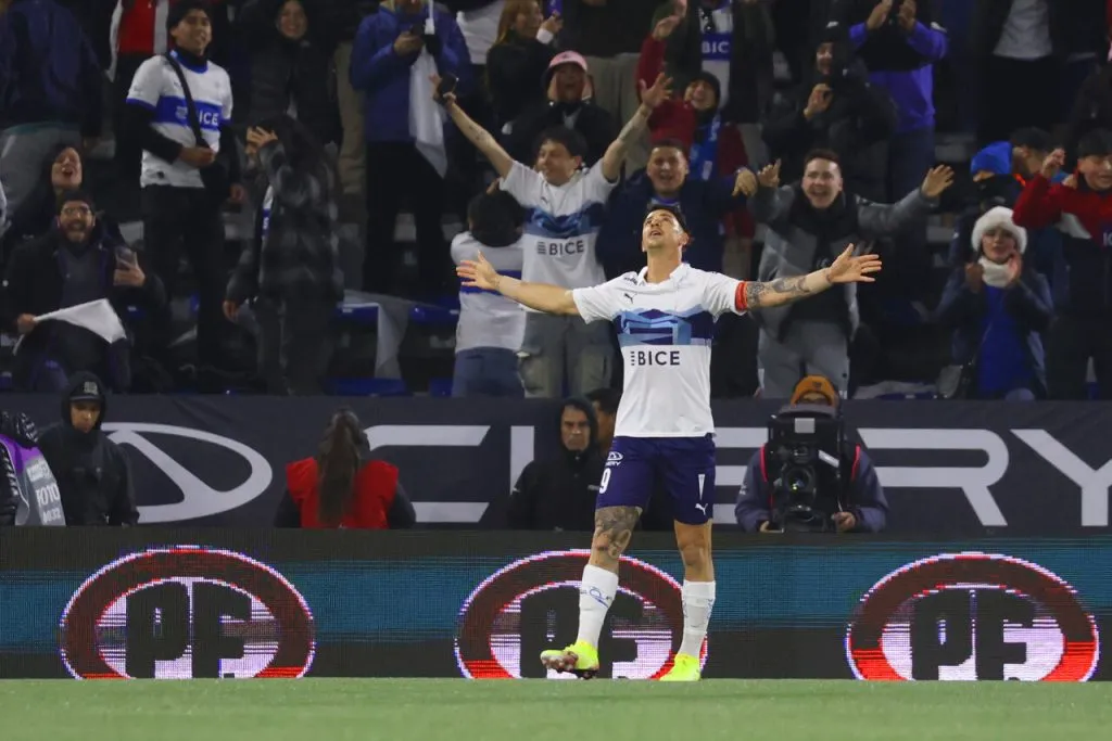 Zampedri no será titular en la UC | Foto: Photosport