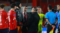 El golero y capitán del Rojo mostró su total empatía con el pueblo azul (Foto: Javier Vergara/Photosport)