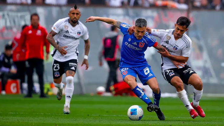 Charles Aránguiz le envió feroz dardo al arbitraje tras la caída ante Colo Colo.