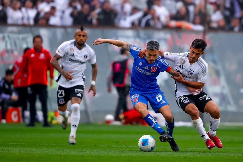 Colo Colo venció a la U | Foto: Photosport