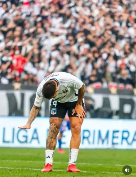 Javier Correa y su gesto contra el Romántico Viajero | FOTO: Instagram @daniela.qrz