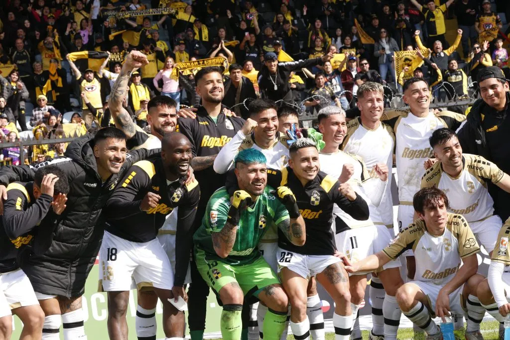 Coquimbo Unido ya se prueba la corona: podría ser campeón ante Deportes La Serena (Foto: Marco Vazquez/Photosport)