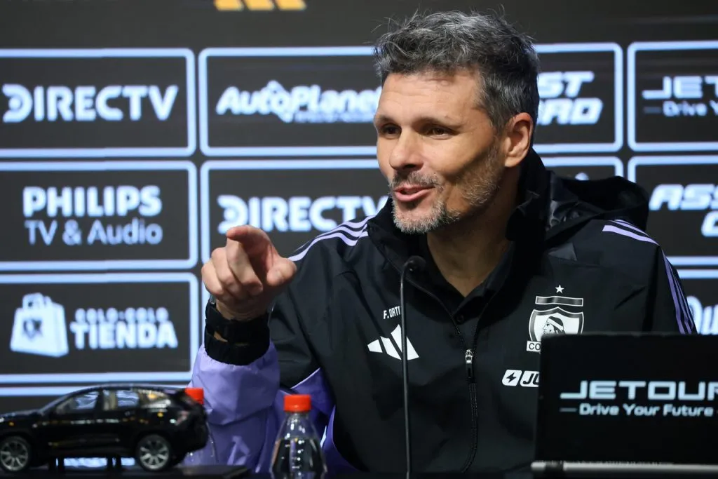 Ortiz fue presentado en los albos. | Foto: Photosport