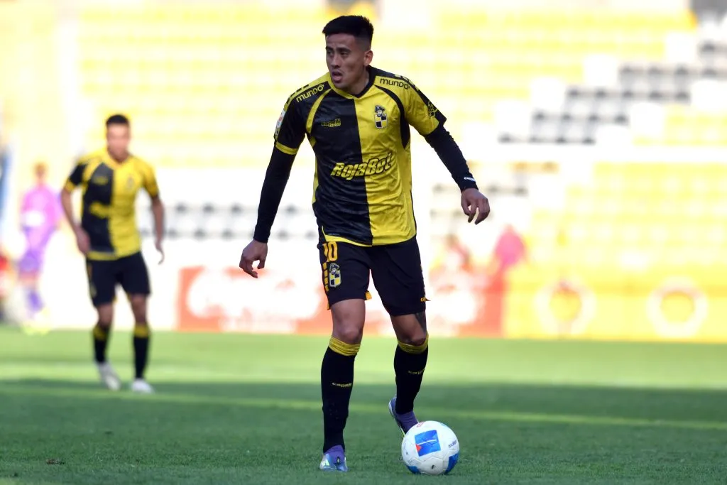 Matías Palavecino puede cambiar de club en 2026: ¿Jugará en Colo Colo, Universidad de Chile o la UC? (Imagen: Photosport)