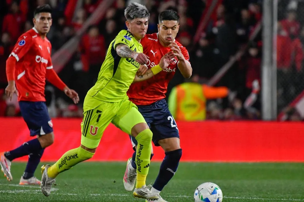 Universidad de Chile e Independiente deberán exponer sus argumentos ante la CONMEBOL. (Photosport)