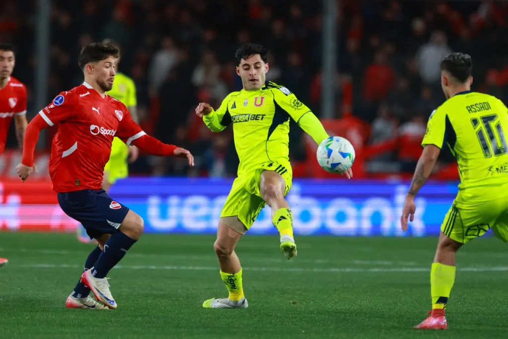 Según indican desde Argentina, en la CONMEBOL manejan diversas opciones para el fallo por el escándalo entre Universidad de Chile e Independiente.