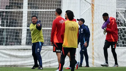 Nicolás Córdova da el golpe de timón y ya tiene un nuevo golero y a un nuevo capitán (Foto: Javier Torres/Photosport)