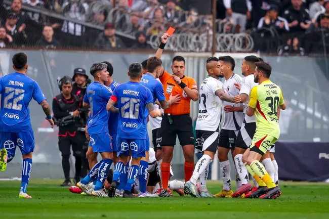 Dos fechas de castigo para Franco Calderón (Photosport).